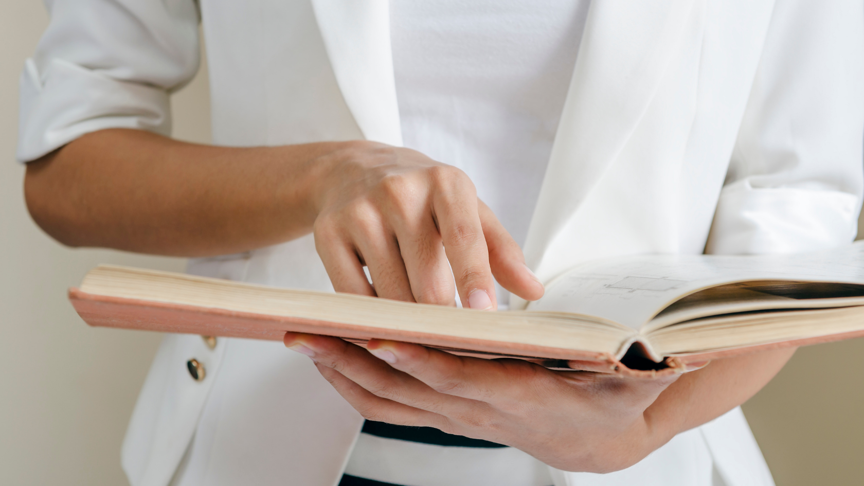 How to organize equipment manuals Skippet